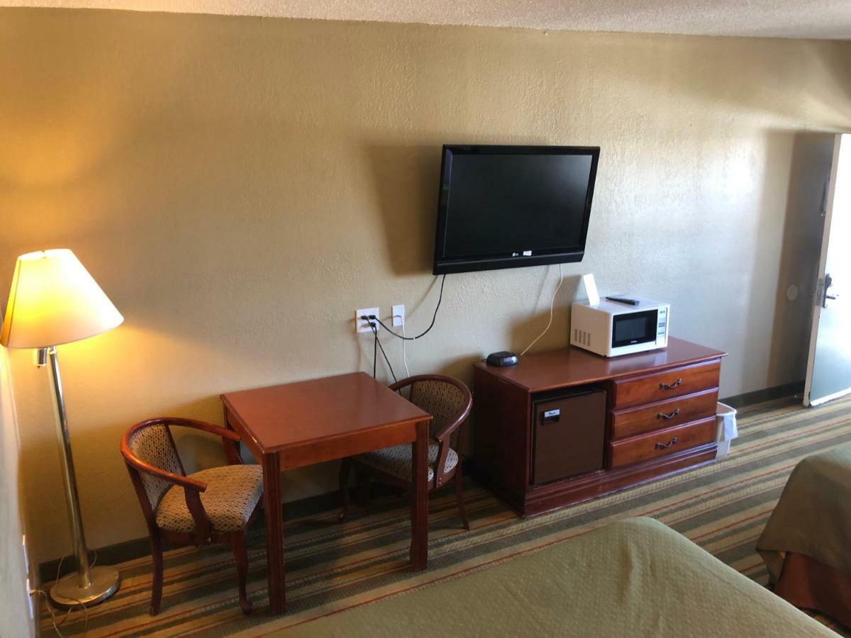 Motel Super 8 By Wyndham Ridgecrest Exterior foto