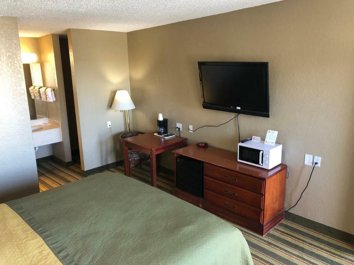 Motel Super 8 By Wyndham Ridgecrest Exterior foto